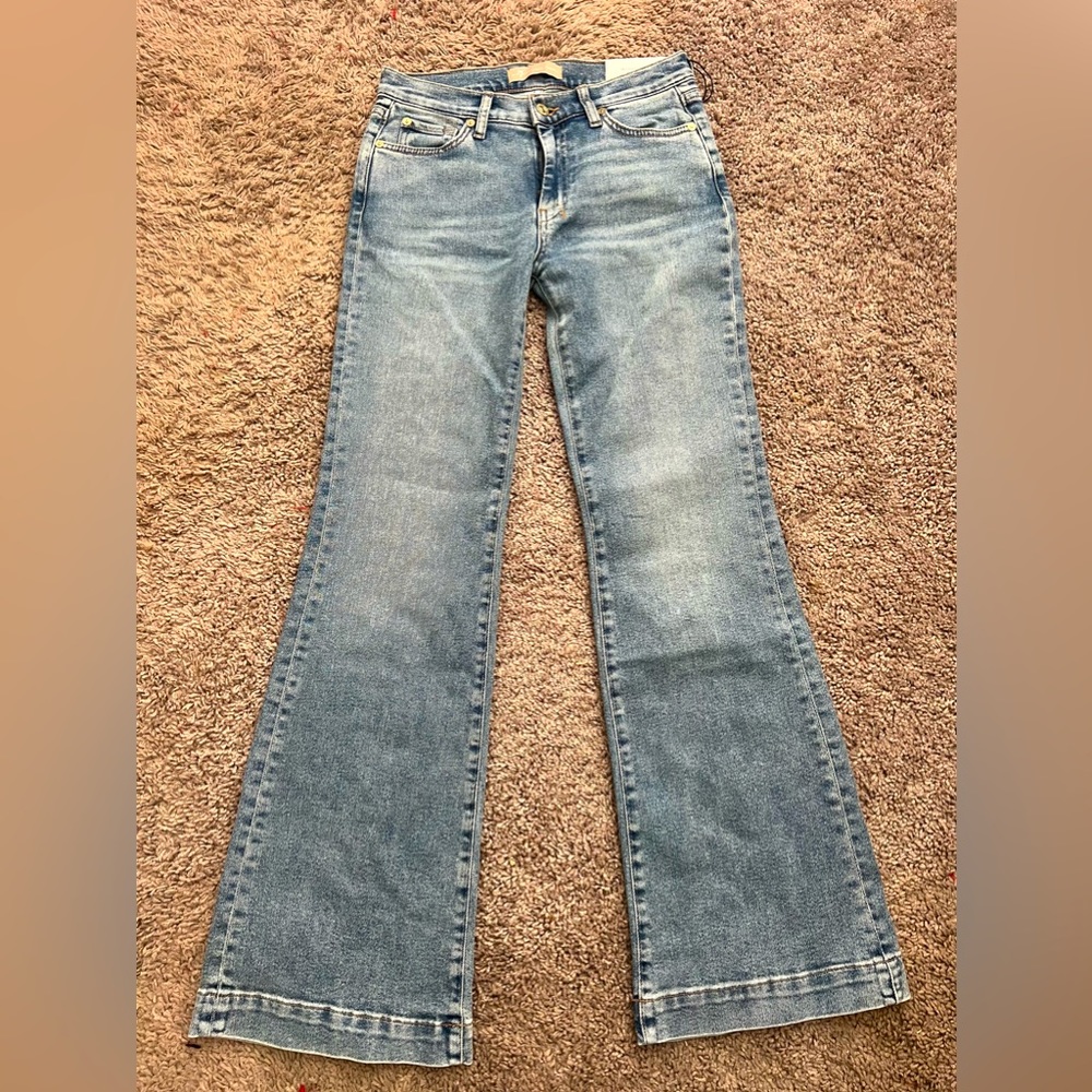 Like new! 7 for all mankind Luxe Vintage Dojo-Size 28